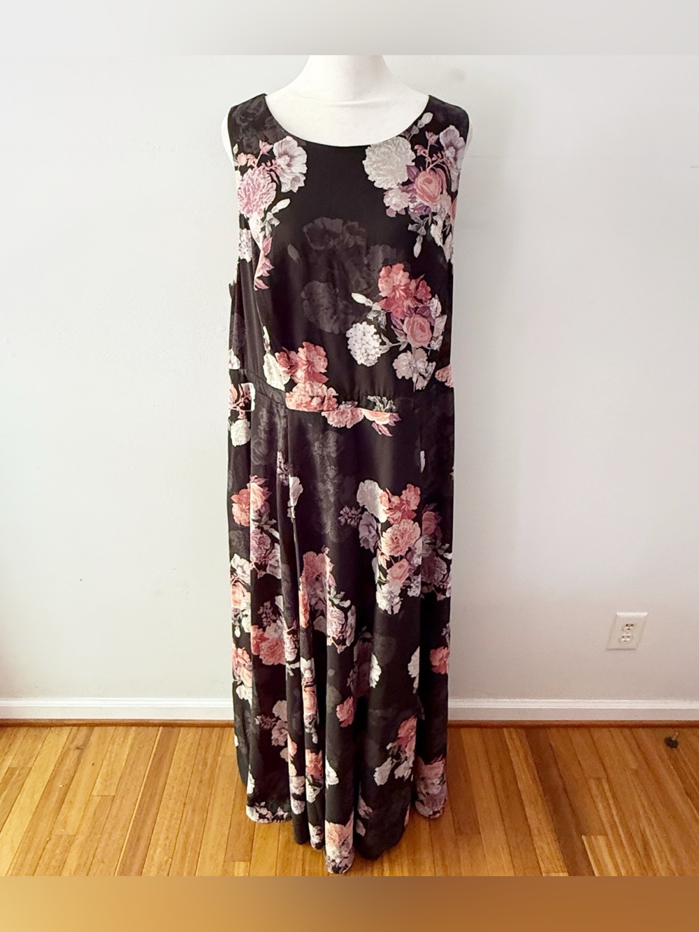 Torrid Women Sheer Floral Sleeveless Maxi Dress Size 18 Feminine Dark Romance